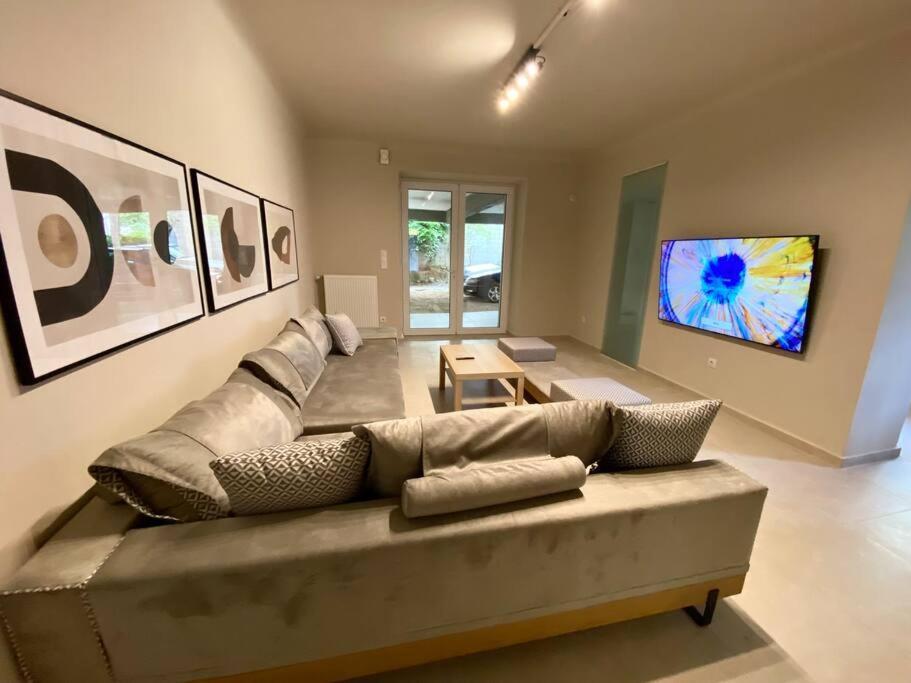 Amazon Spacious 3Bedroom Premium Neighbourhood Афины Экстерьер фото